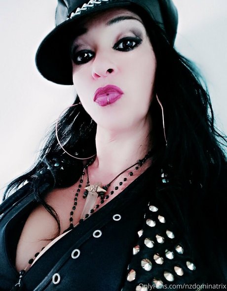 nzdominatrix sex star photos