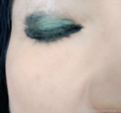 nzdominatrix nude actress img