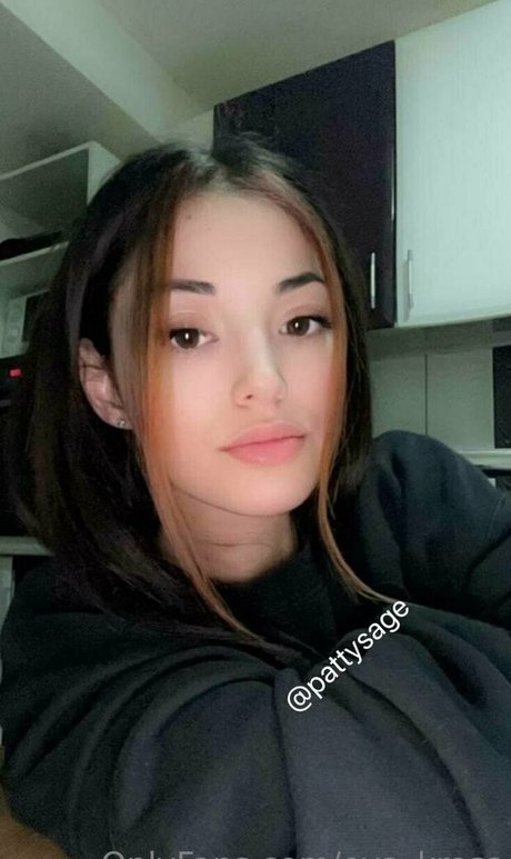 Eva Kross sexy pornstar picture