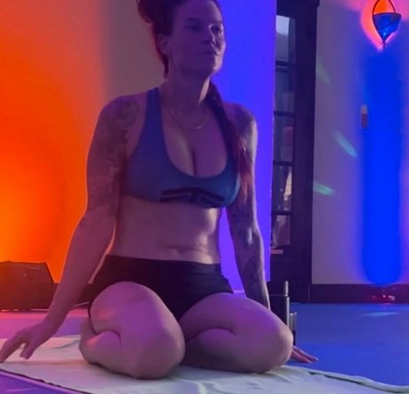 Amy Dumas pretty pornstar galleries