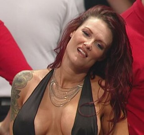 Amy Dumas hot model pic