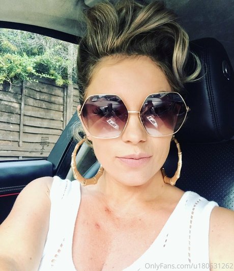 britishbethany model exclusive photo