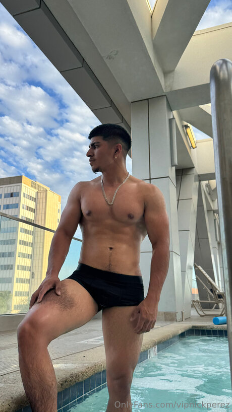 Vipnickperez star adult photo