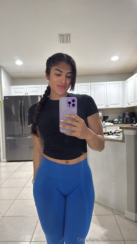 Laufitoftv model pornographic pic