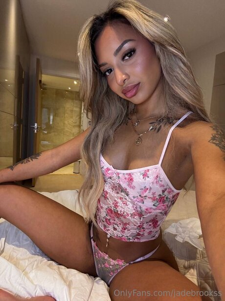 Jadebrookss high quality star archive