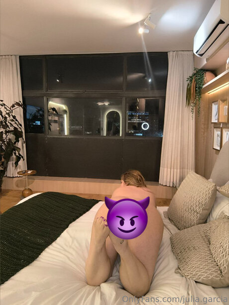 Julia Garcia xxx model img