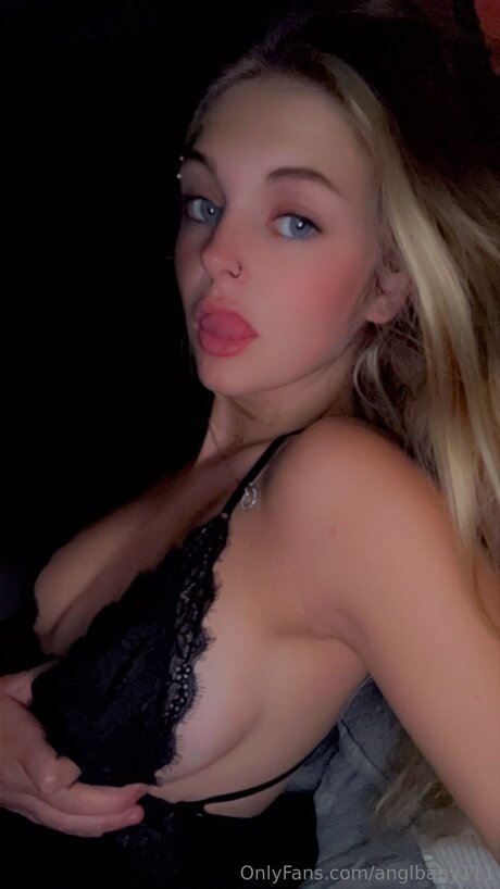 Anglbaby111 model nude image