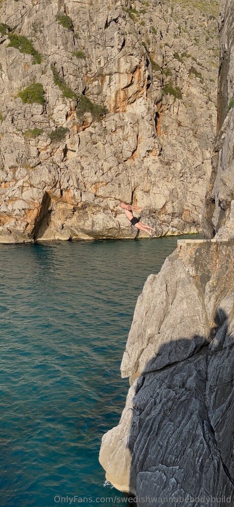 Swedishwannabebodybuild erotic pornstar photos