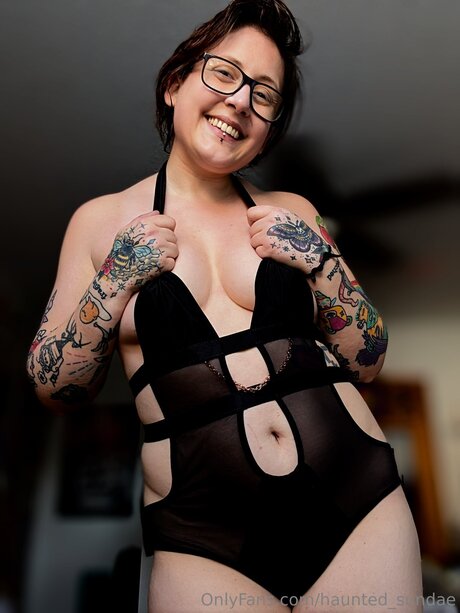 Haunted Sundae adult actress image