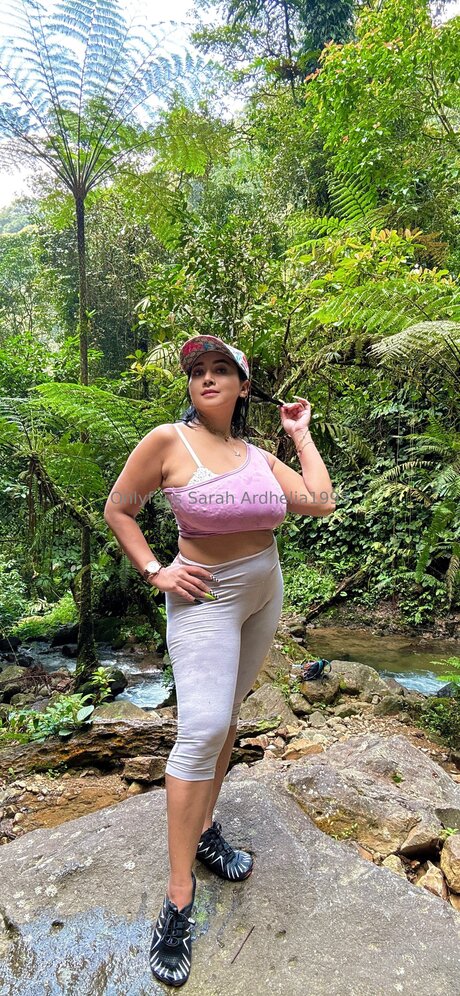 Sarah Ardhelia1995 pornstar pretty pics