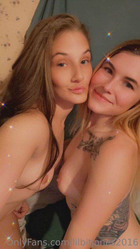 Lilbitjones2016 exclusive model pic