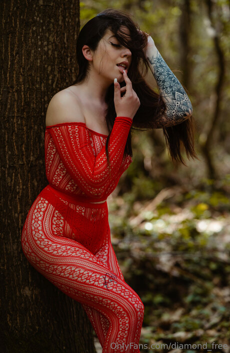 Diamond Free model nudes img