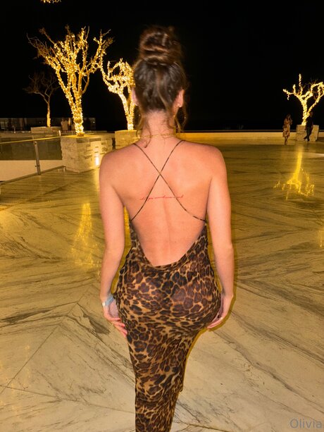 Oliviaj4 high quality model image