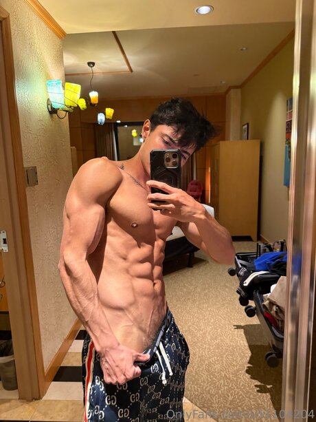 U51104204 top actress archive