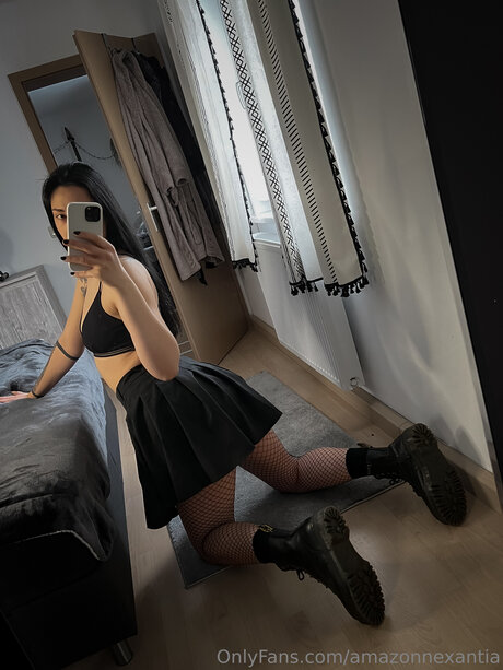 Nexinyx sexy pornstar photo