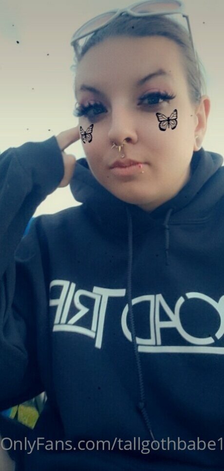 Tallgothbabe14 pretty model pics