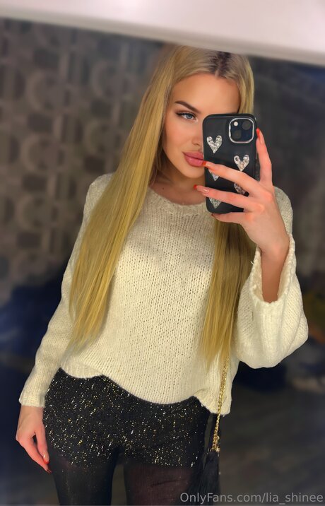 Shine Lia star hd pics