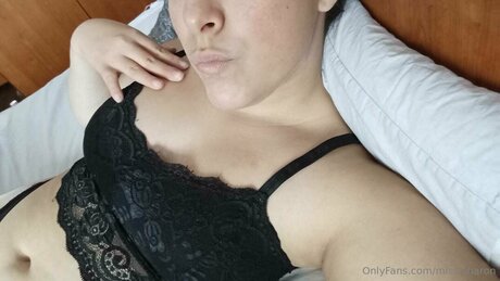 Miss Sharon model adult img