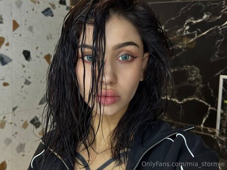 Ilona Candy xxx pornstar picture