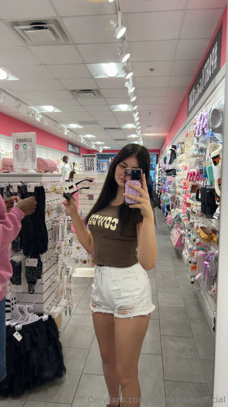 Emmarosesofficial xxx actress image