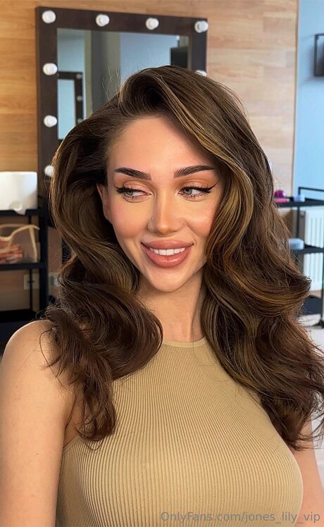 Lilia Ss hd pornstar img