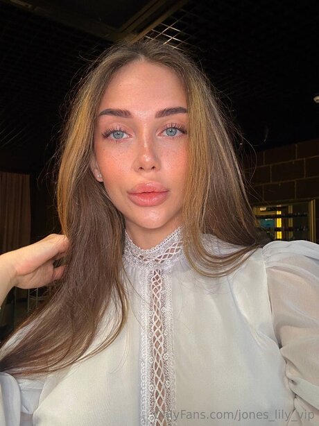 Lilia Ss model nice pictures