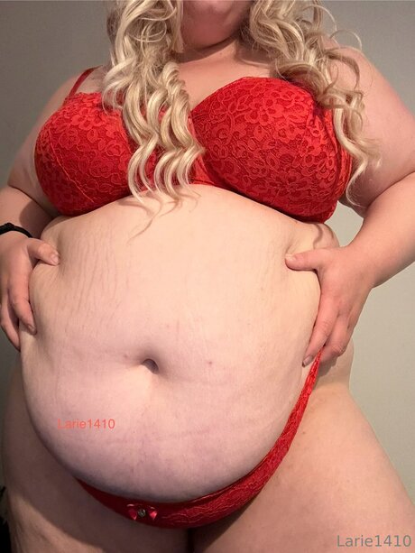 Larie141000 porn actress picture