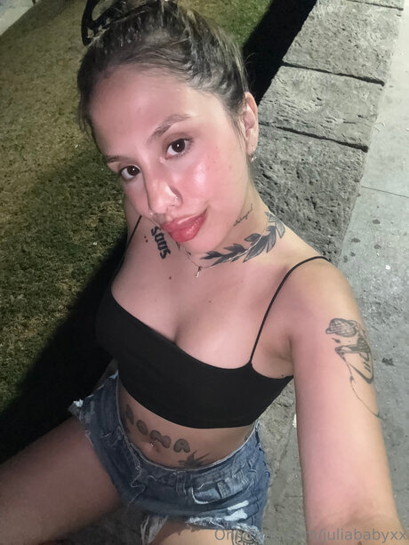 Juliababyxx star adult galleries