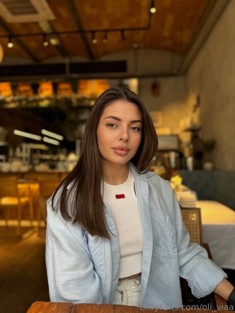 Oli Viaa star beautiful img