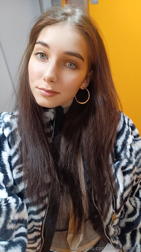 Luulu Sweety model pretty images