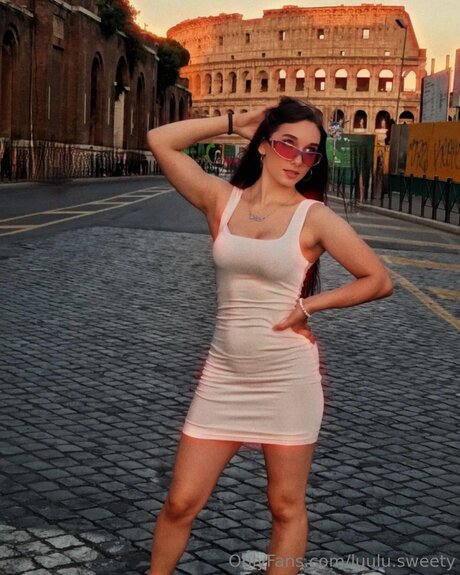 Luulu Sweety model top galleries