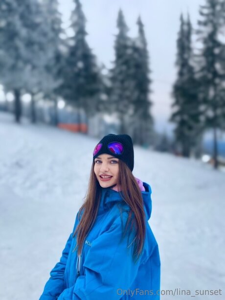 Lina Sunset nice pornstar photos