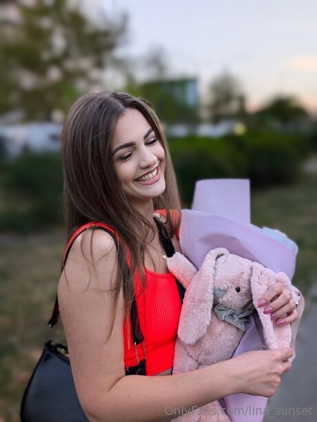 Lina Sunset xxx pornstar photo