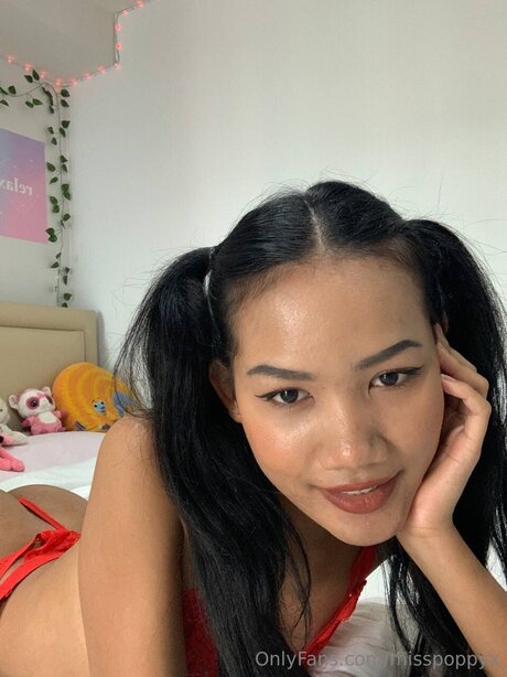 Misspoppyx nude pornstar img
