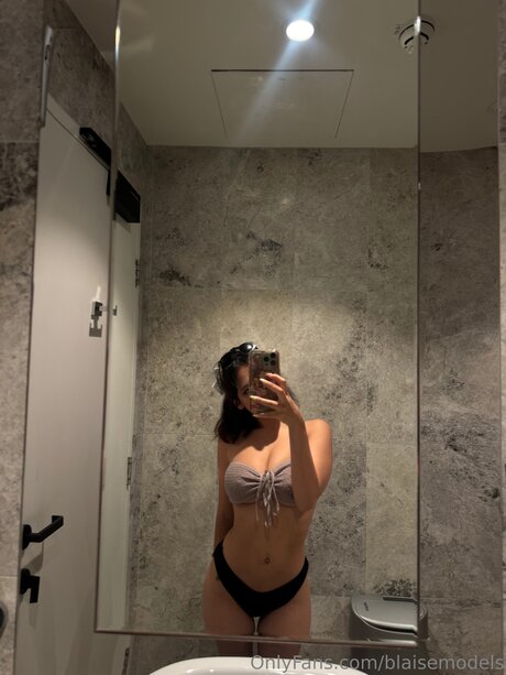 Blaisemodels pornographic star photo