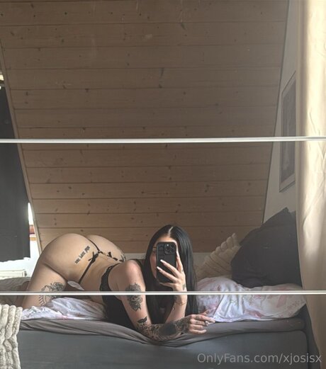 Xjosisx porn model picture