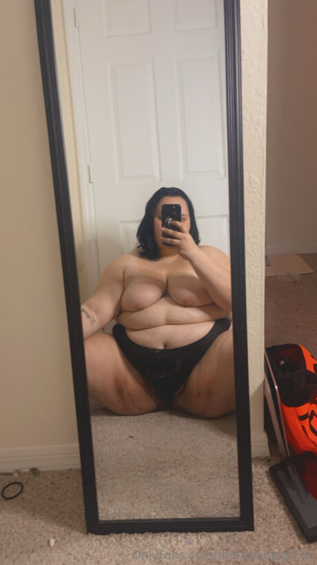 Thefriendlygh0st model beautiful gallery