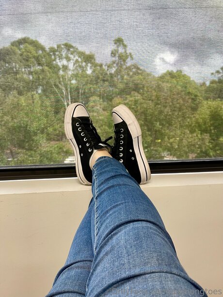 Alexlongtoes model nude archive