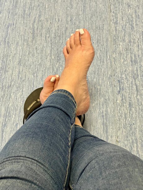 Alexlongtoes star porn photo