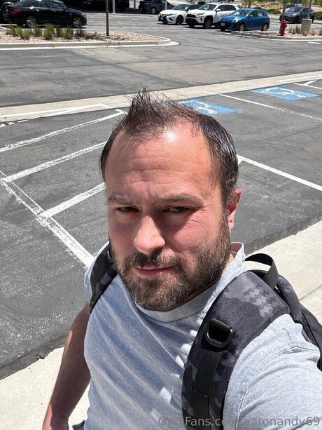 Aaronandy69 model top img