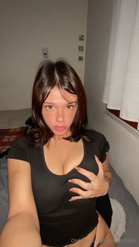 Zoeypooks pornographic star img