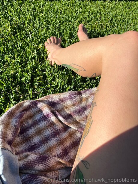 Mohawk Noproblems star sexy pics