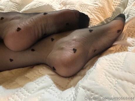 U490668444 model perfect picture