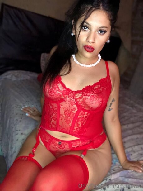 Anabeirut erotic pornstar pic