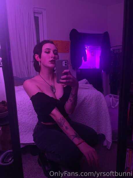 Yrsoftbunni adult actress photo