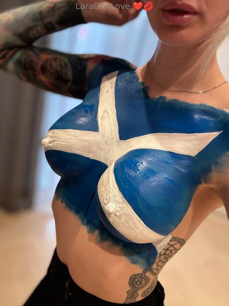 Lara Belle porn star pictures