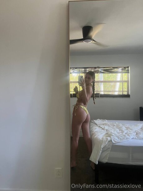 Stassiexlove erotic actress pics