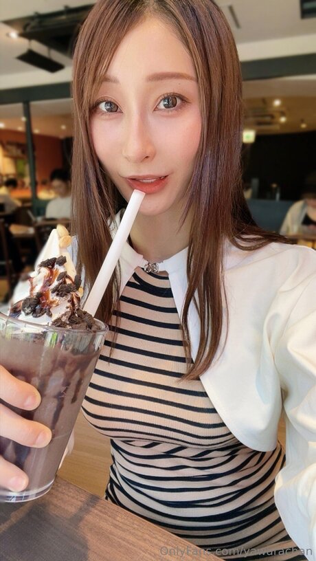 Yawarachan sexy pornstar picture