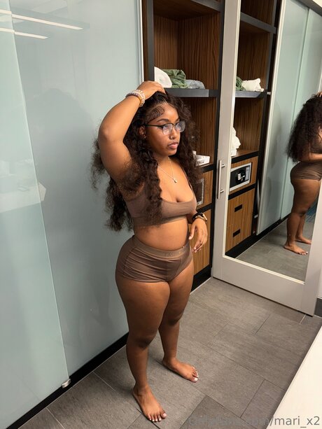 Sammy3113 model naked pic