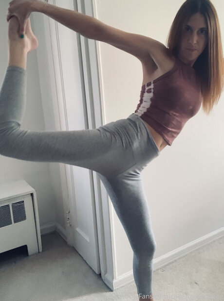 Collettecorrineee pretty actress photos